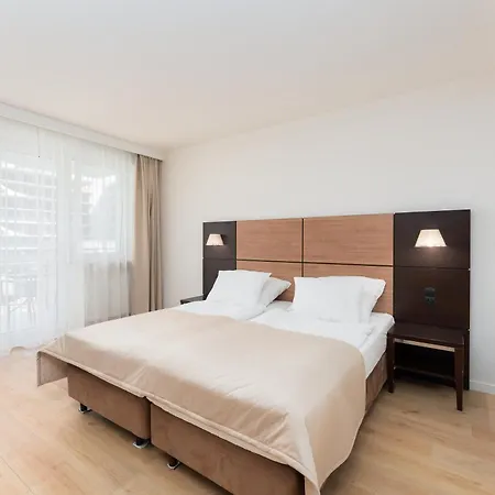 Hotelowy Delux W Kołobrzegu Ul Kościuszki 16 Przyjazny Dla Osób Na Wózkach 7 Nocy 10 Procent Rabatu 4 Noce 5 Procent Rabatu
