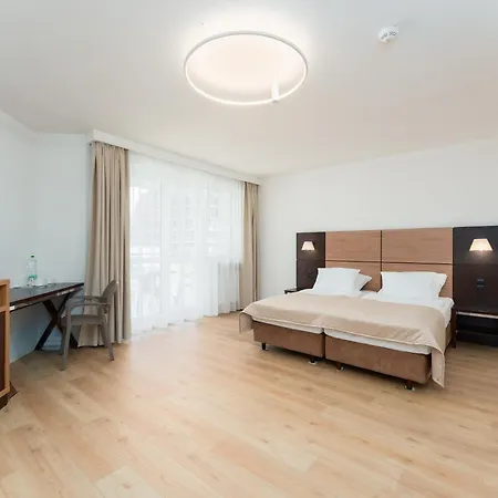 Hotelowy Delux W Kolobrzegu Ul Kosciuszki 16 Przyjazny Dla Osob Na Wozkach 7 Nocy 10 Procent Rabatu 4 Noce 5 Procent Rabatu Appartement *