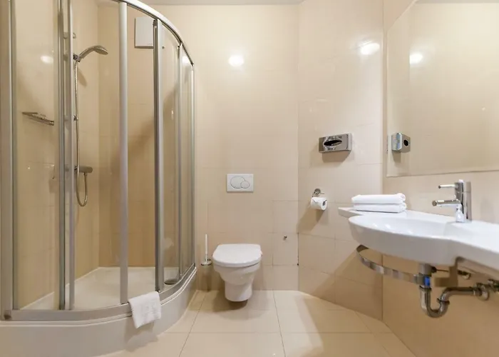 Appartement Hotelowy Delux W Kolobrzegu Ul Kosciuszki 16 Przyjazny Dla Osob Na Wozkach 7 Nocy 10 Procent Rabatu 4 Noce 5 Procent Rabatu Kołobrzeg